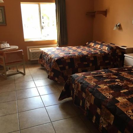 מיאמי Hialeah Motel - Adults Only מראה חיצוני תמונה